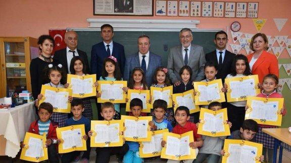 Şehit Ali İhsan Aydın İlkokulunda Karne Dağıtım Töreni