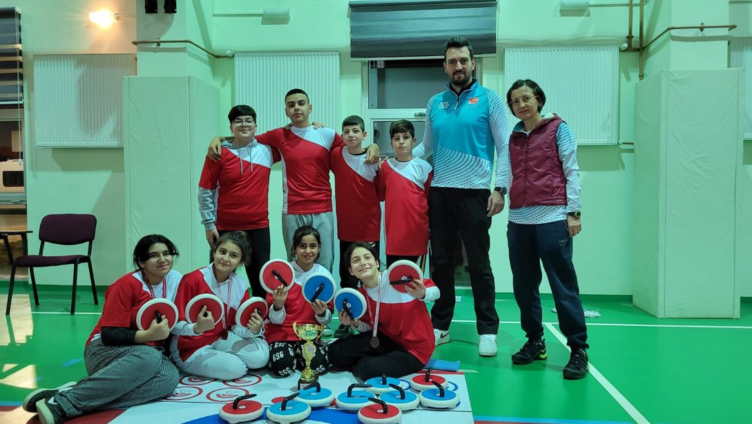 Sabri Kahvecioğlu Ortaokulu'ndan  İl Derecesi